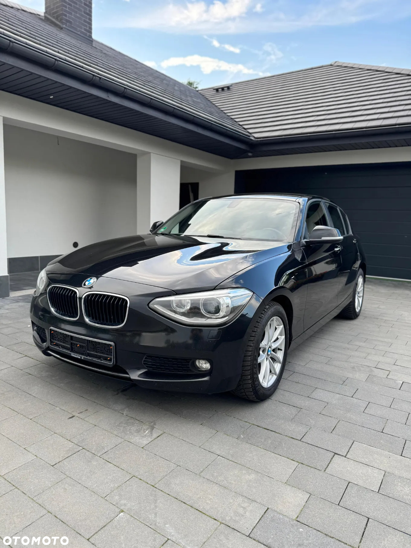 BMW Seria 1 118d Sport Line - 2
