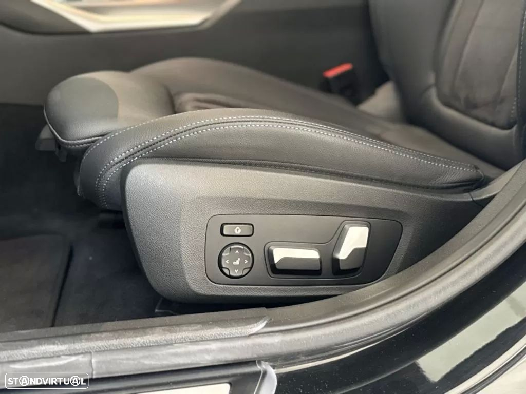 BMW 330 e Pack M Auto - 34