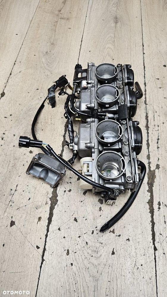 Gaźnik gaźniki Kawasaki ZR-7 - 8