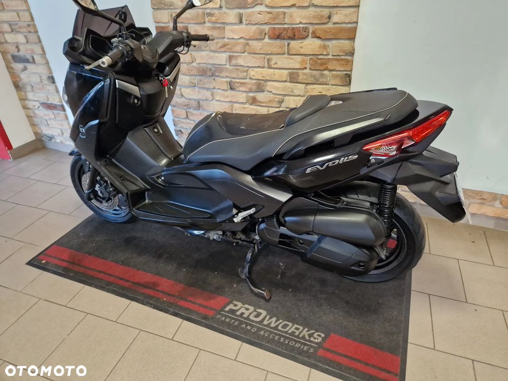Yamaha X-max - 9