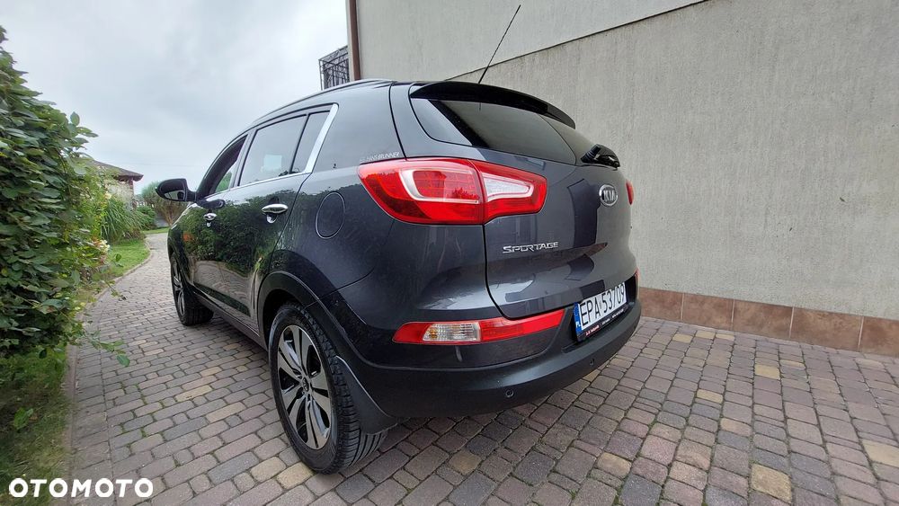 Kia Sportage 2.0 CRDI 4WD Dream-Team Edition - 8
