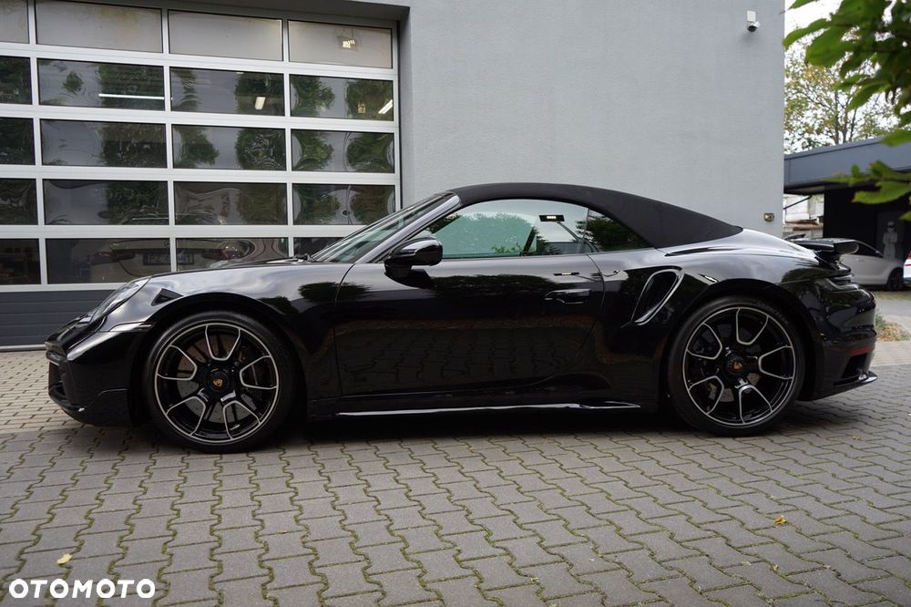 Porsche 911 2021 photo 4