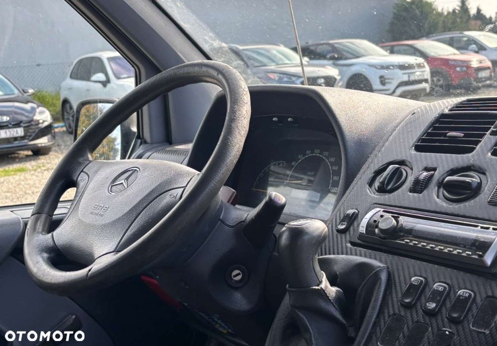 Mercedes-Benz Vito - 9