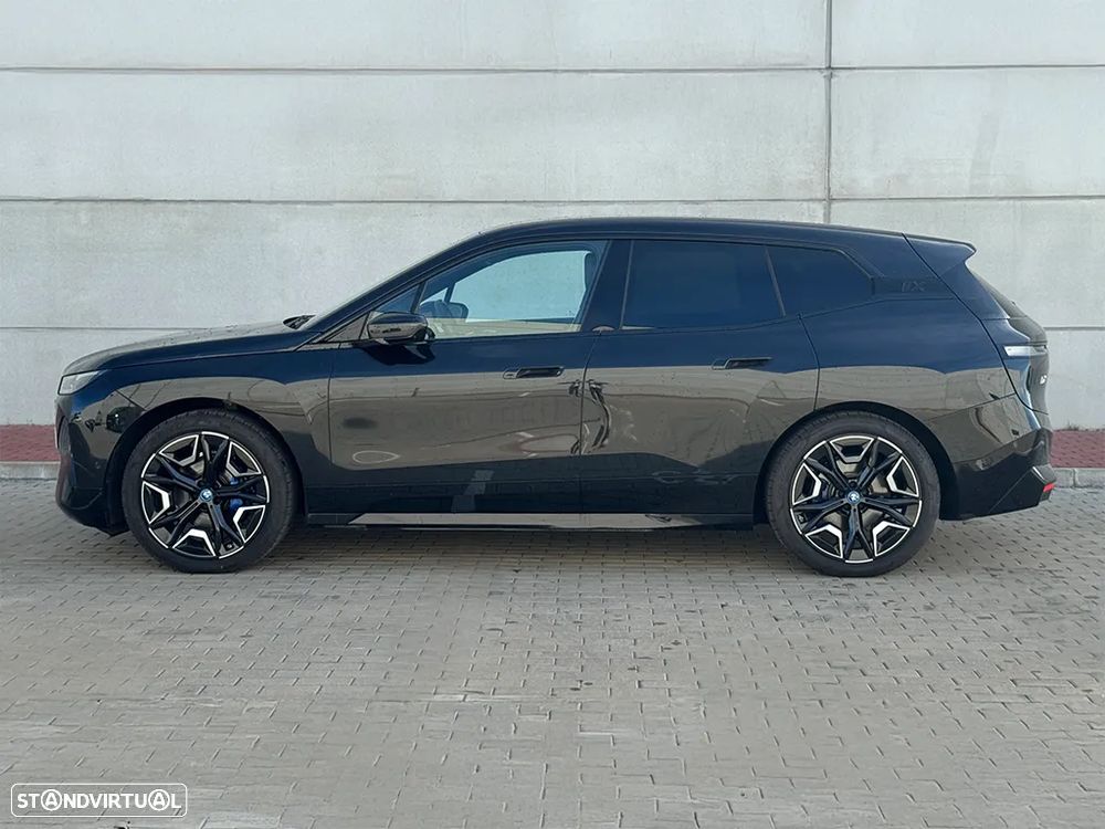 BMW iX xDrive 50 Pack Desportivo - 3