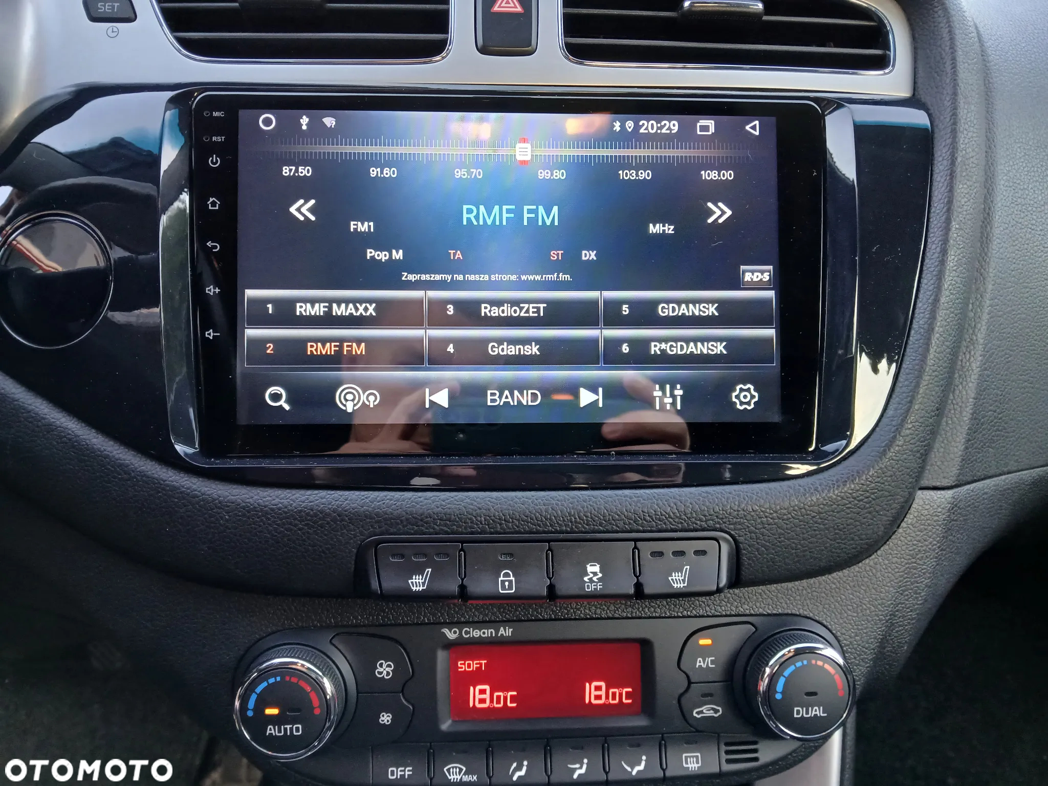 Kia Ceed - 11