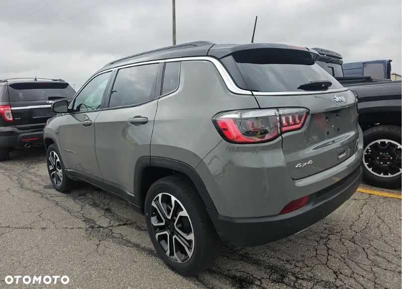 Jeep Compass - 5