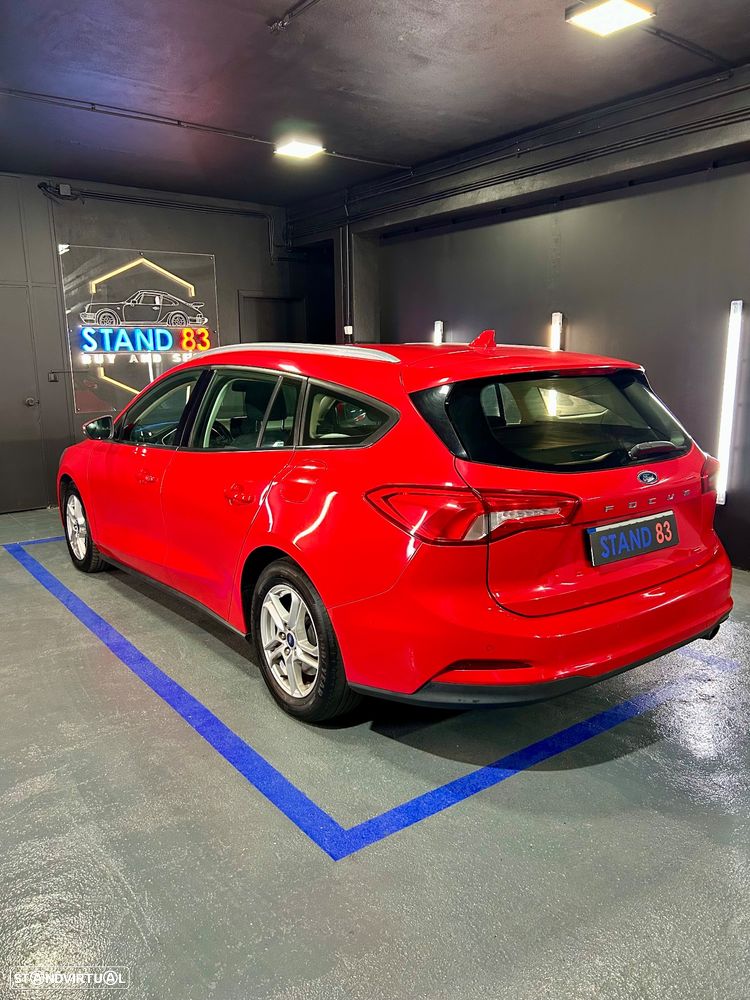 Ford Focus SW 1.5 TDCi EcoBlue Connected - 4