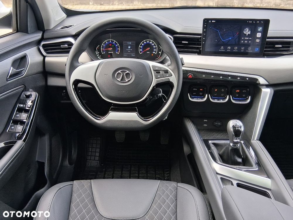 BAIC 3 1.5T Luxury - 15