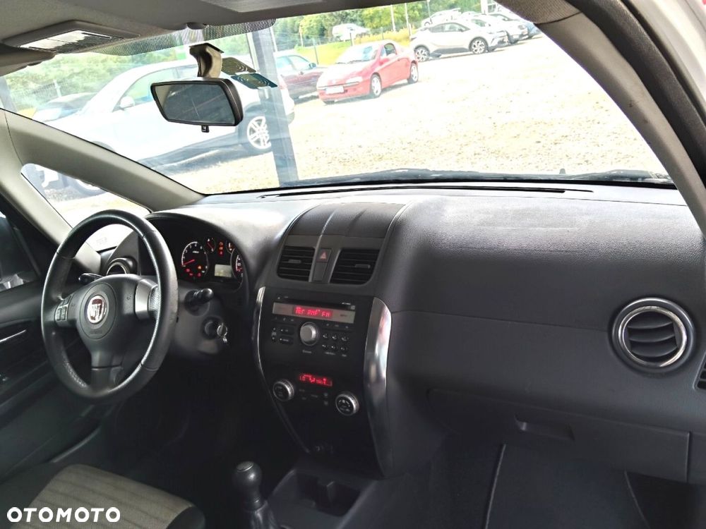 Fiat Sedici - 7