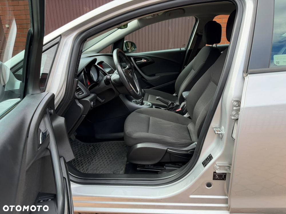 Opel Astra - 18