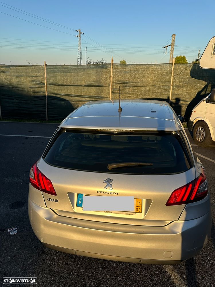 Peugeot 308 HDi FAP 92 Access - 32