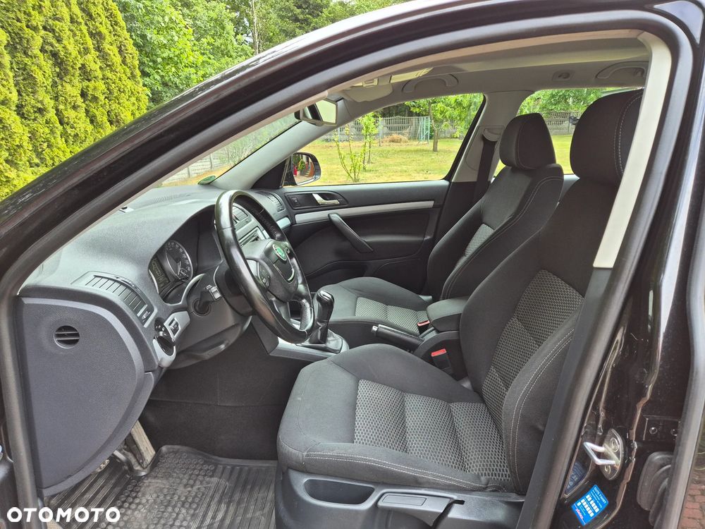 Skoda Octavia 1.6 TDI Ambiente - 30