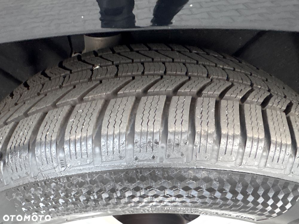 Volvo XC 60 B4 D Geartronic Momentum Pro - 31