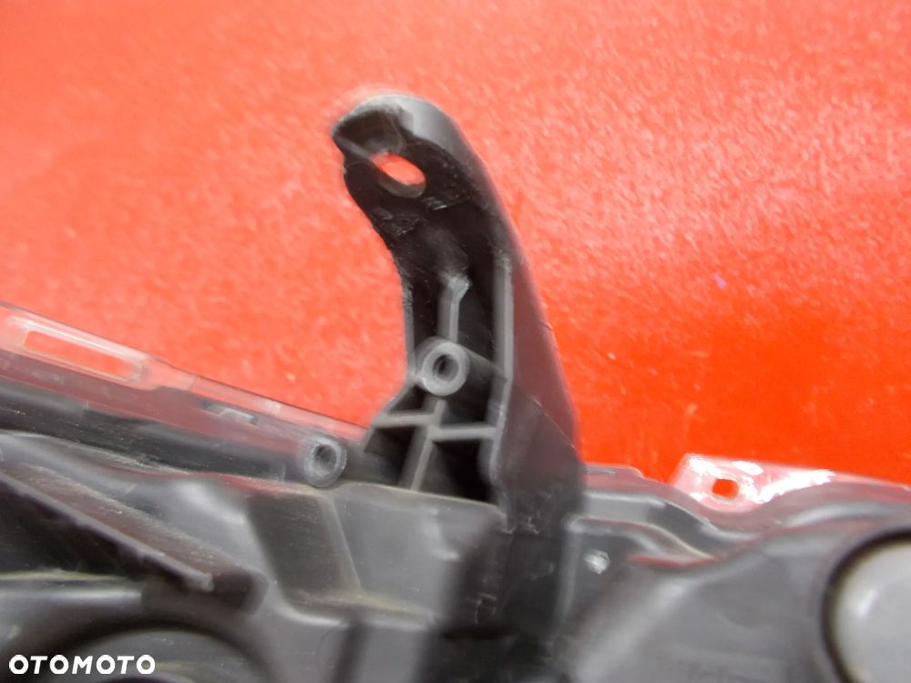 TOYOTA AURIS II LIFT 81150-02K30 LAMPA LEWA SOCZEWKA LED - 3