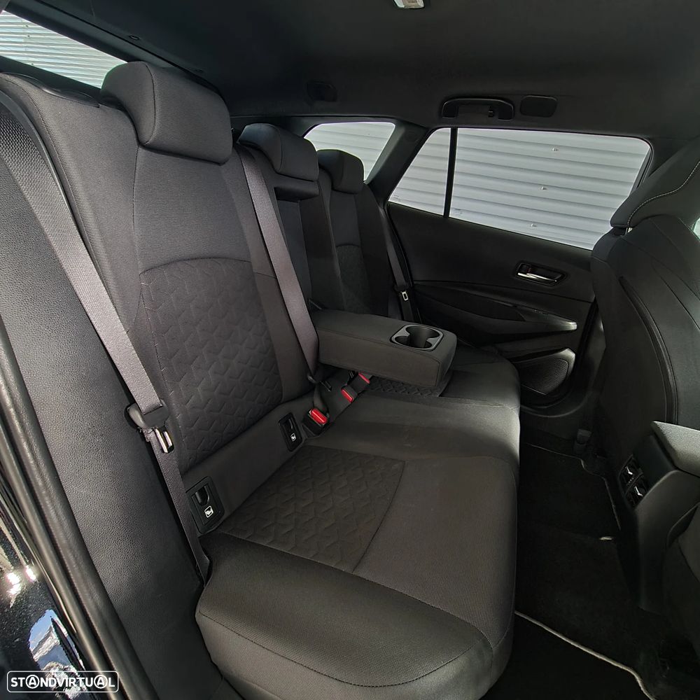 Toyota Corolla Touring Sports 1.8 Hybrid Comfort+P.Sport - 18