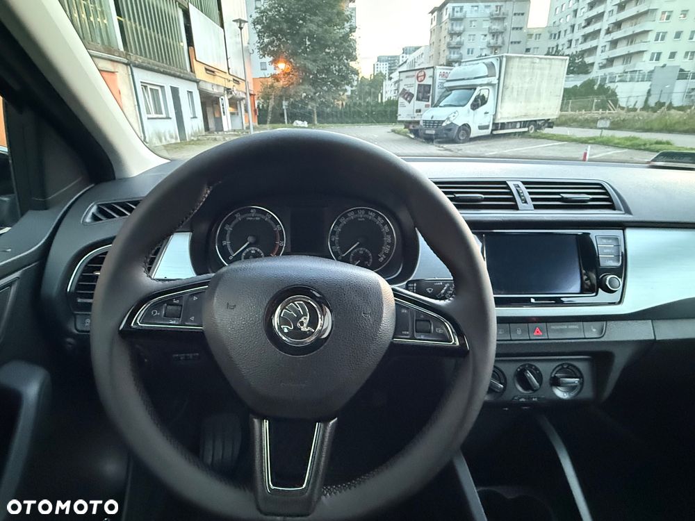 Skoda Fabia 1.0 Ambition - 12