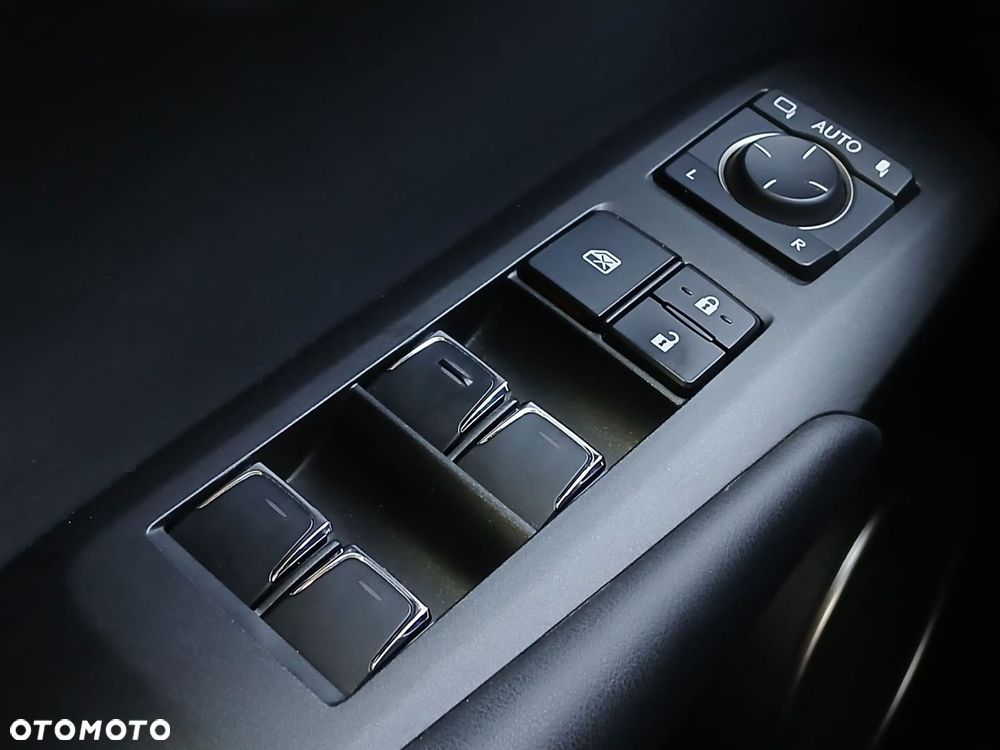 Lexus NX 300h F Impression AWD - 37