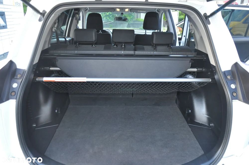 Toyota RAV4 2.0 4x4 Start&Stop Executive - 29