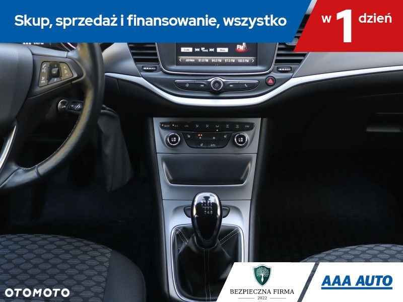 Opel Astra - 17