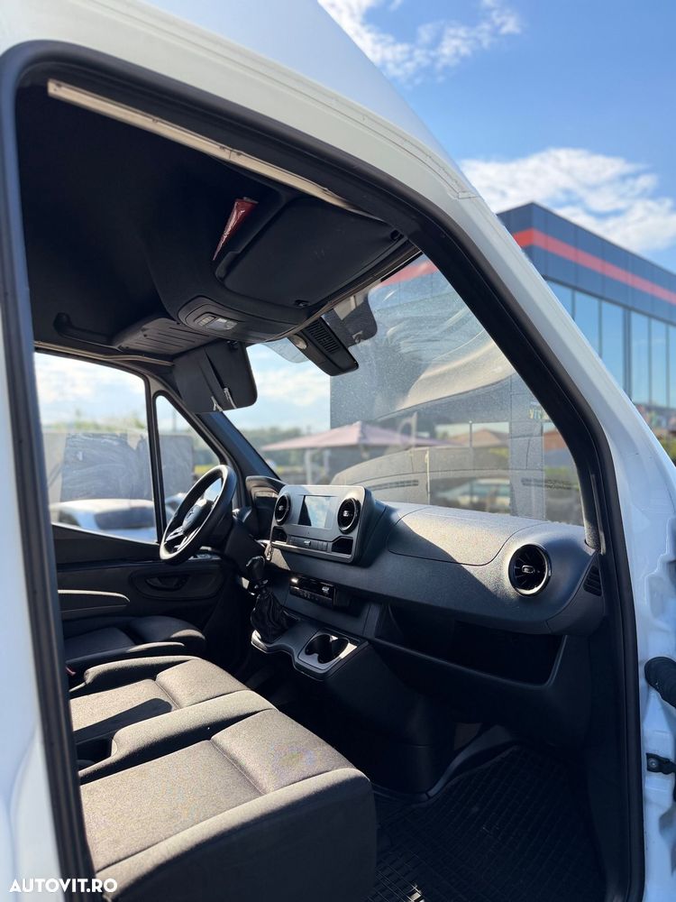 Mercedes-Benz Sprinter - 6