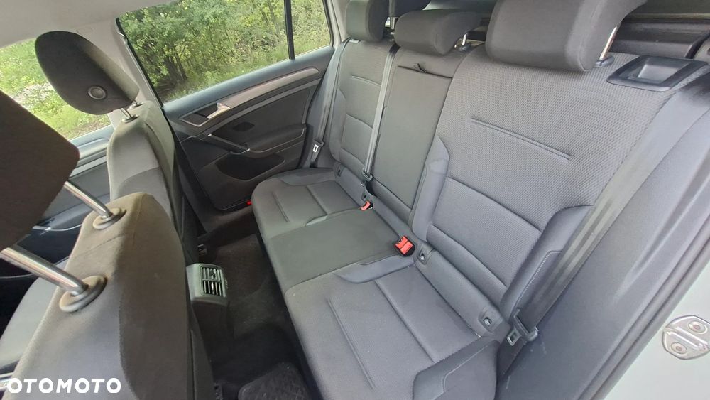Volkswagen Golf 1.6 TDI BMT Comfortline - 12