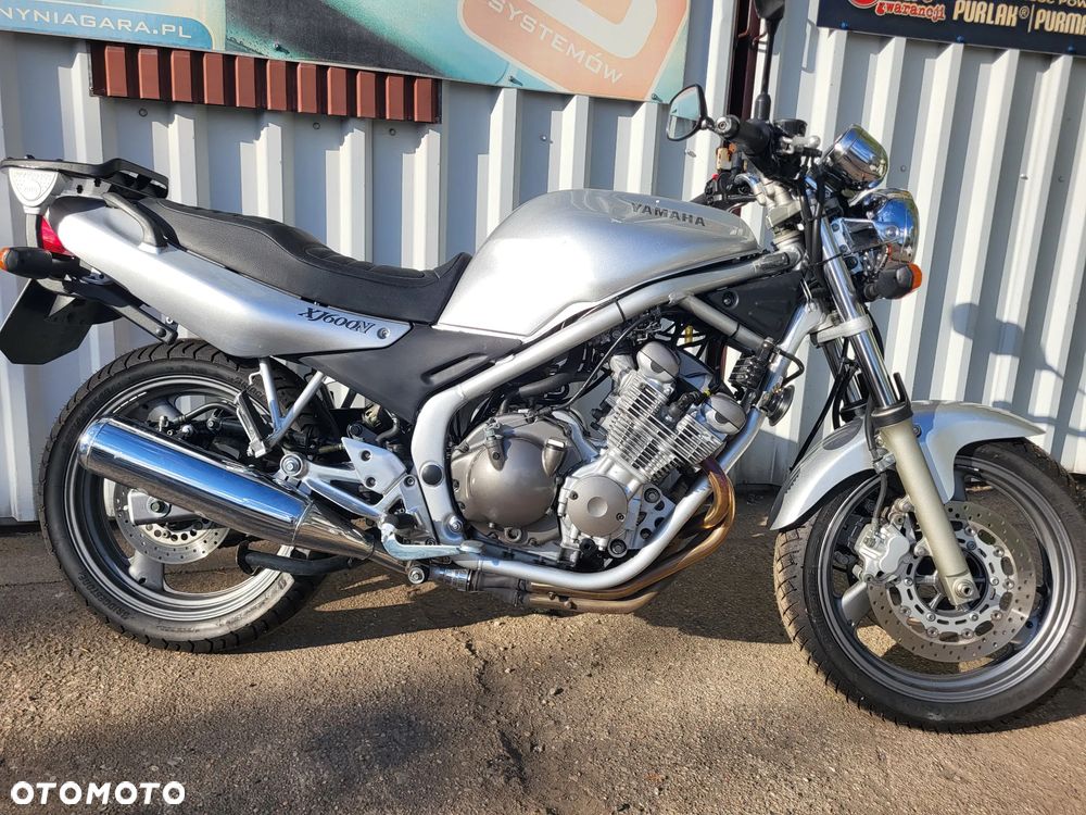 Yamaha XJ - 12