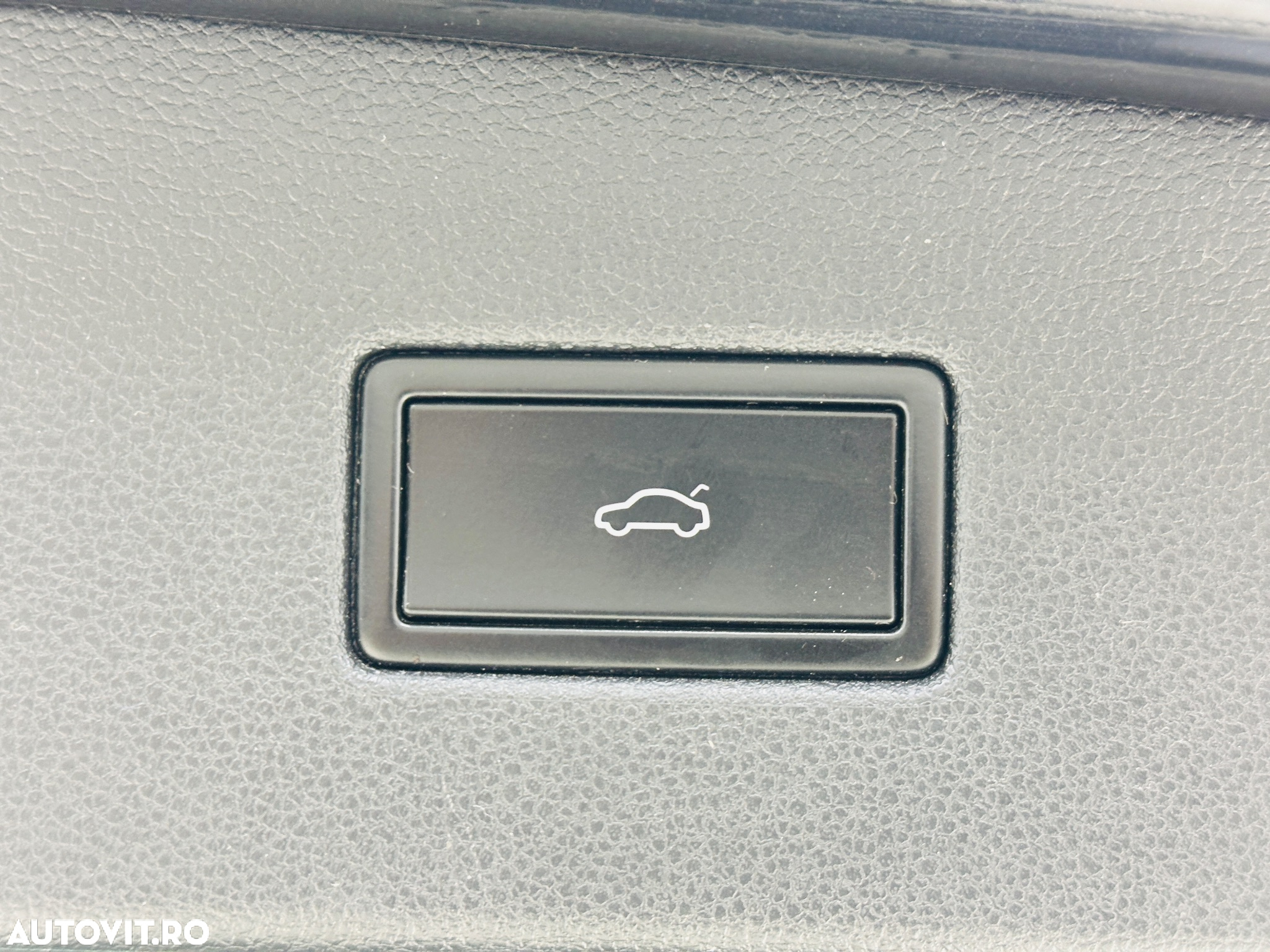 Volkswagen Tiguan - 21