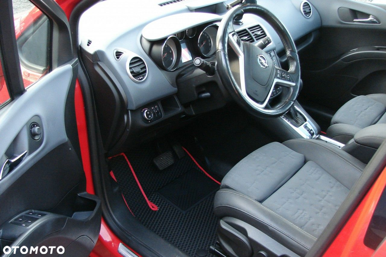 Opel Meriva - 11