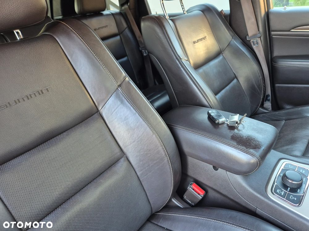 Jeep Grand Cherokee 3.0 CRD Overland Summit - 17