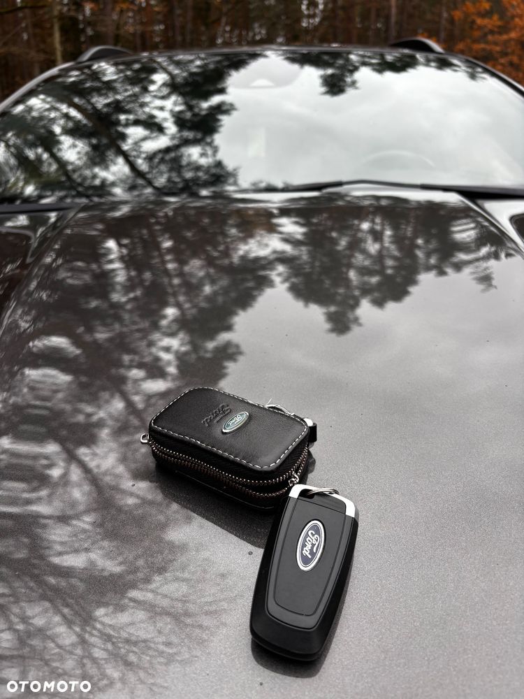 Ford Mondeo 2.0 Hybrid ST-Line Plus - 28