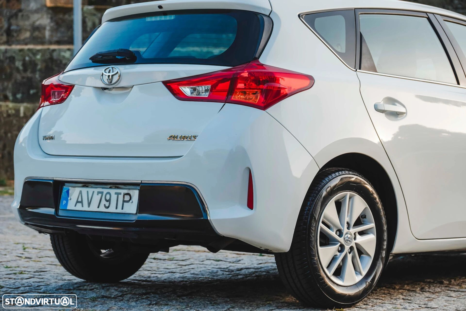 Toyota Auris 1.4 D-4D Comfort+J16+Navi - 39