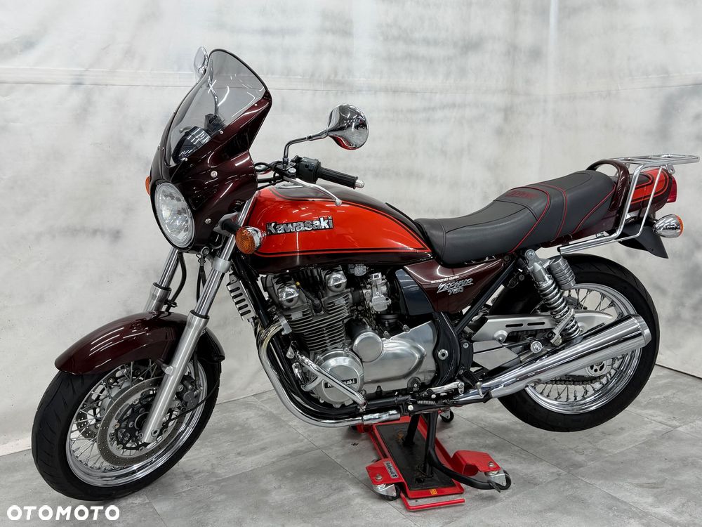 Kawasaki Zephyr - 4