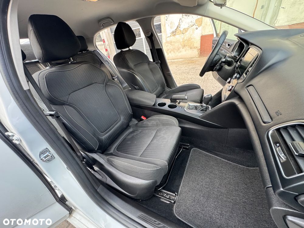 Renault Megane - 7
