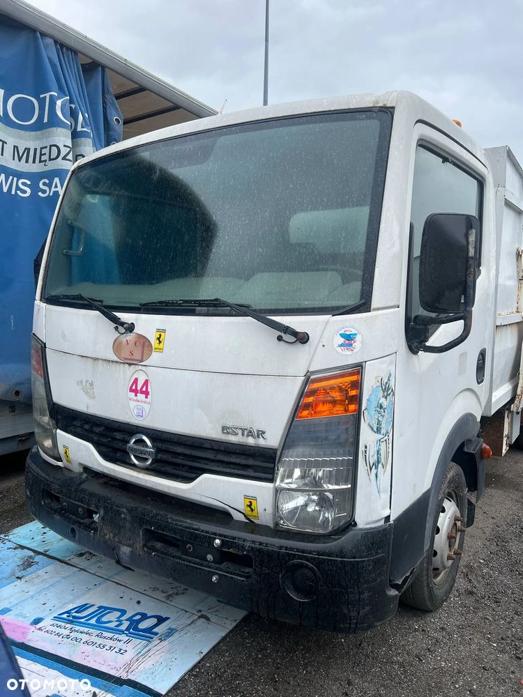 Nissan Cabstar 35.13-2900 KABINA / Karoseria / Części !! 2007r. - 1