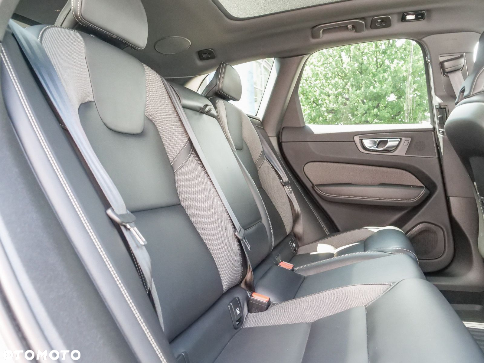 Volvo XC 60 - 33