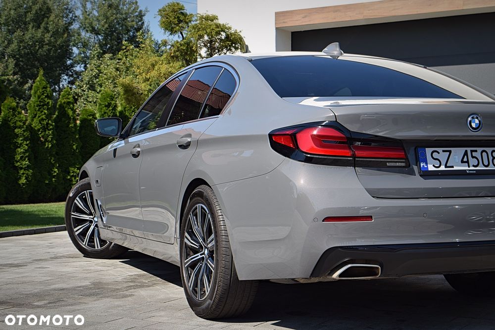 BMW Seria 5 530e Luxury Line sport - 8