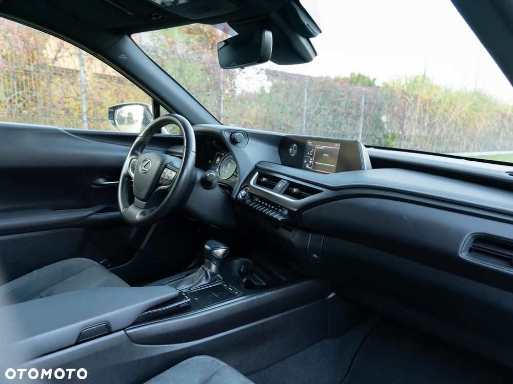 Lexus UX ver-250h-gpf-prestige-2wd - 21