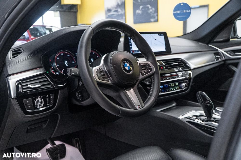BMW Seria 5 530d xDrive Aut. - 7