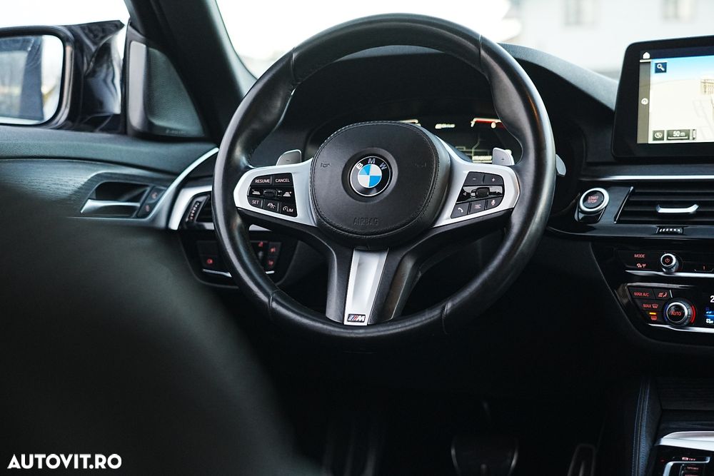 BMW Seria 5 530e Aut. M Sport Edition - 27