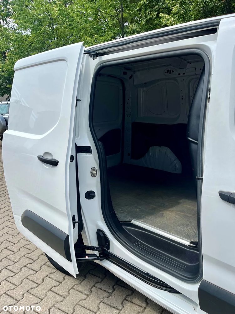 Toyota Proace City - 11