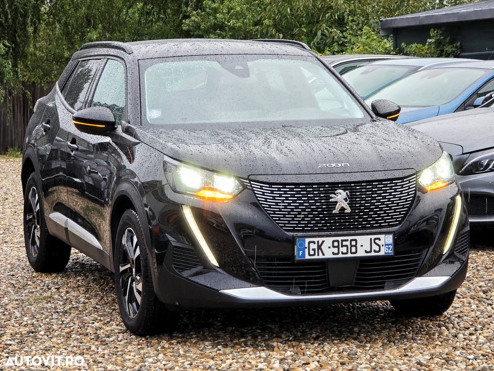 Peugeot 2008 PureTech 130 EAT8 Allure Pack - 3
