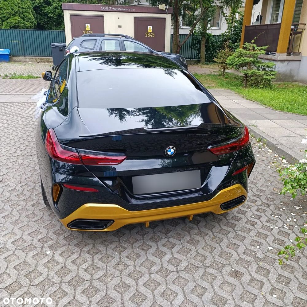 BMW Seria 8 - 37