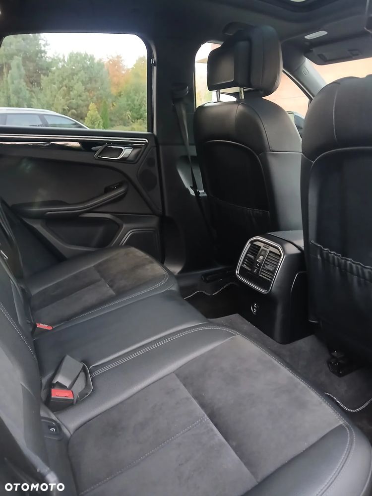 Porsche Macan Standard - 11