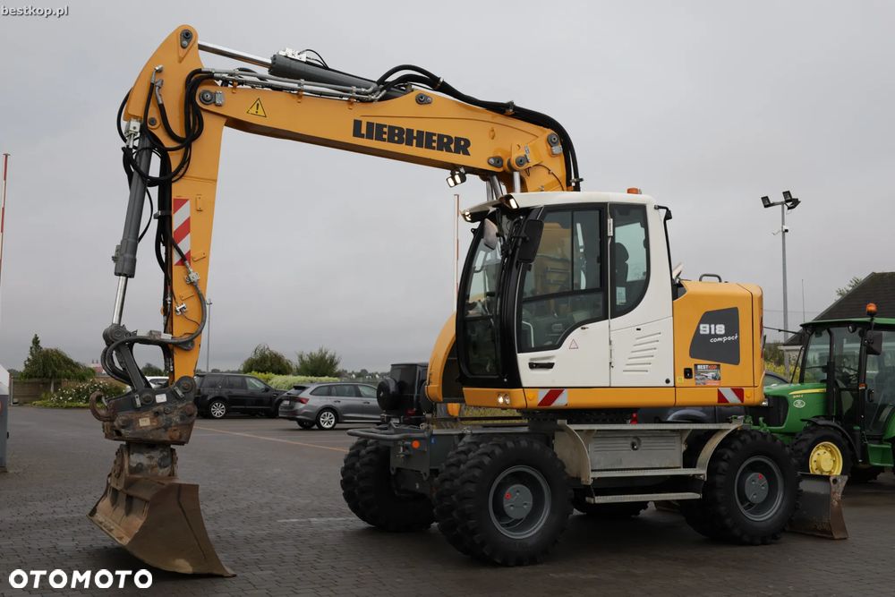 Liebherr A918 Compact - 14