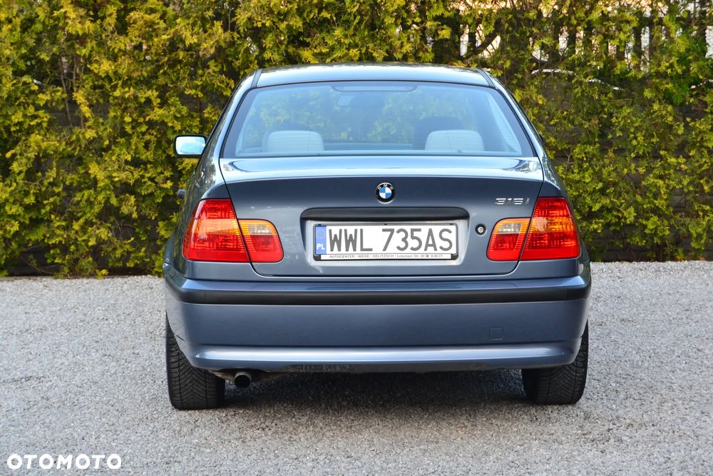 BMW Seria 3 318i - 15