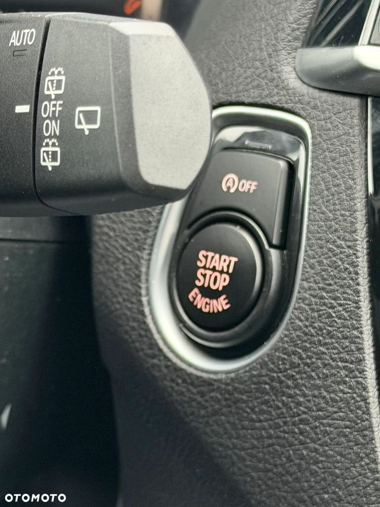 BMW Seria 1 118i - 23