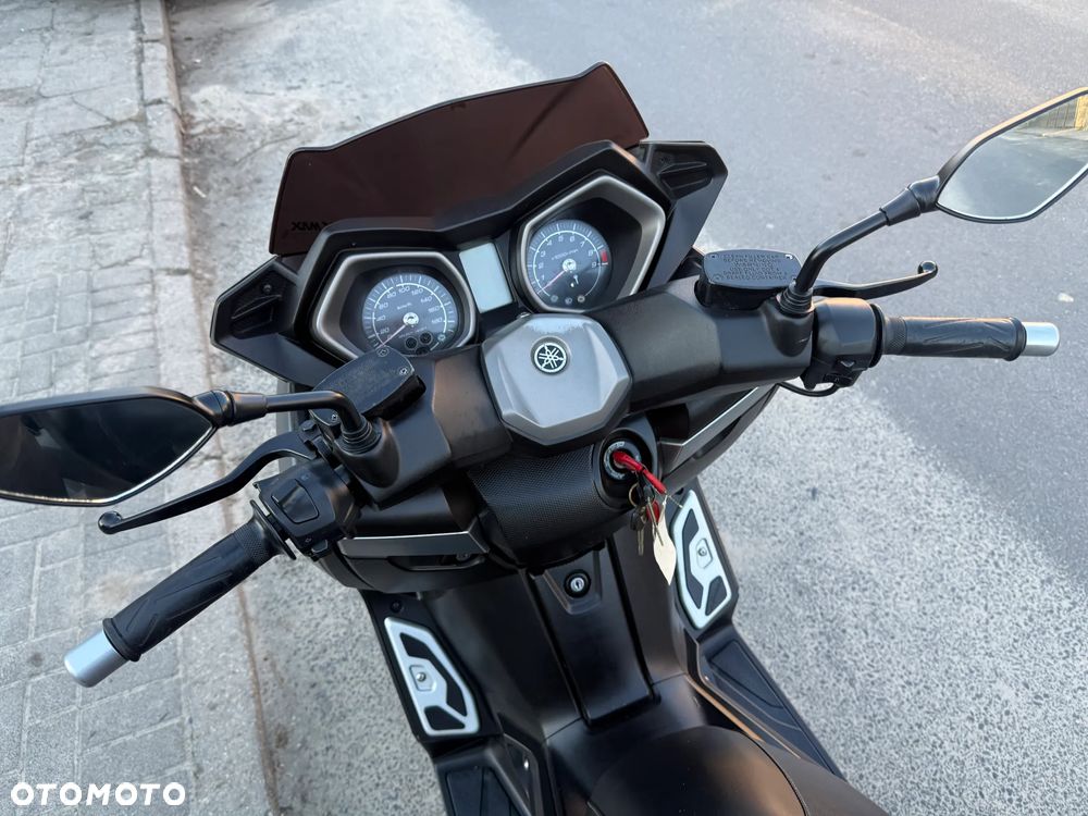 Yamaha X-max - 10