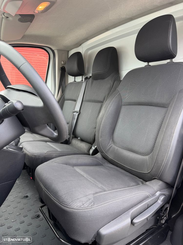 Renault Trafic L2H1 1.6 dci Grand Confort (IVA DEDUTÍVEL) - 6
