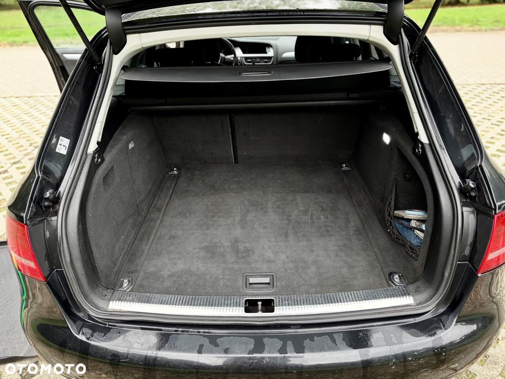 Audi A4 Avant 2.0 TDI Multitronic - 28
