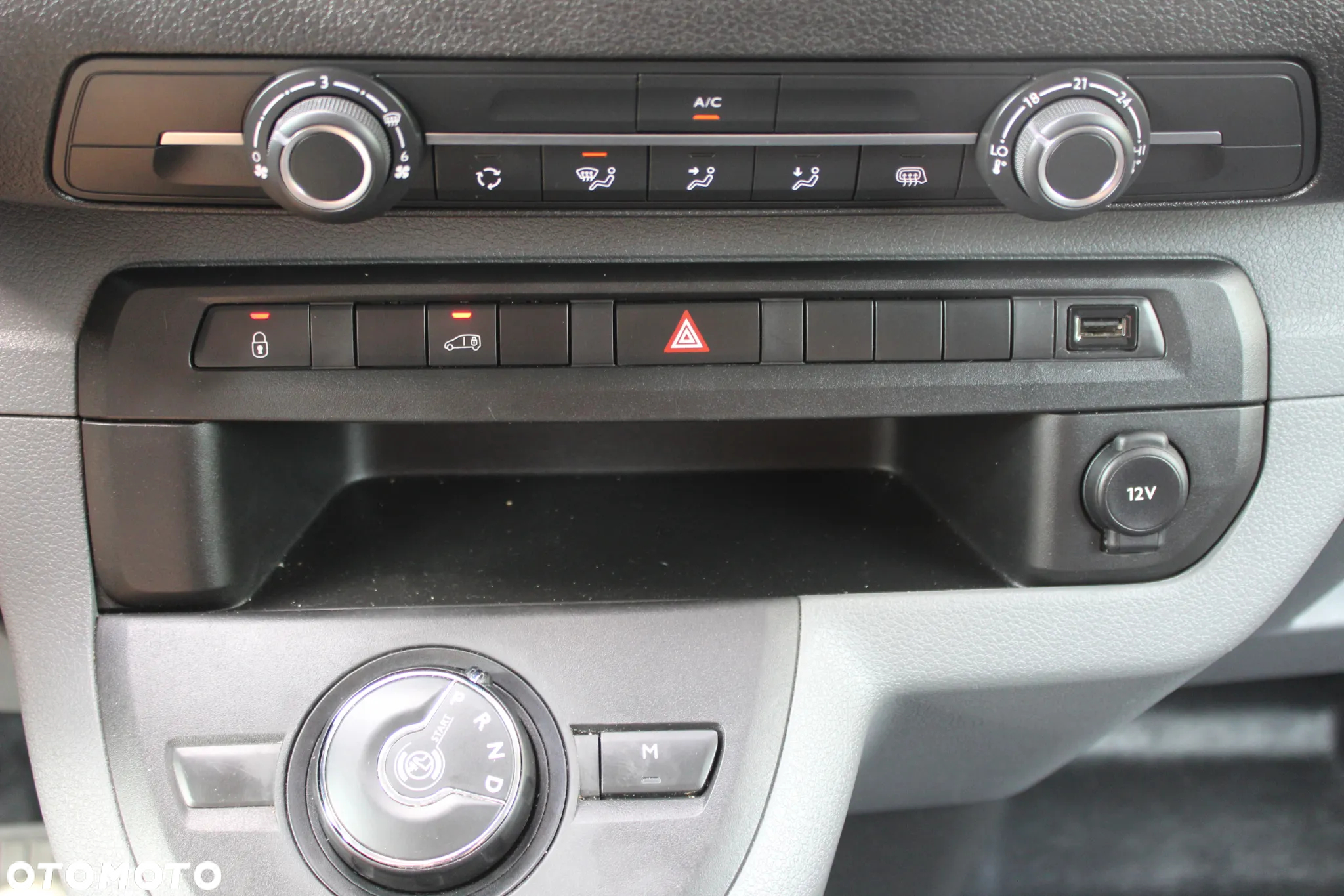 Peugeot Expert - 22
